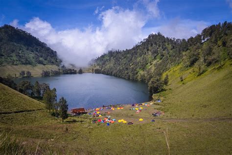 Paket Wisata Bromo - Ranu Kumbolo 3 Hari 2 Malam - Dolan Dolen Tour