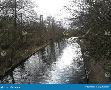 Canal at Cassiobury Park Nature Reserve Stock Image - Image of pathway ...