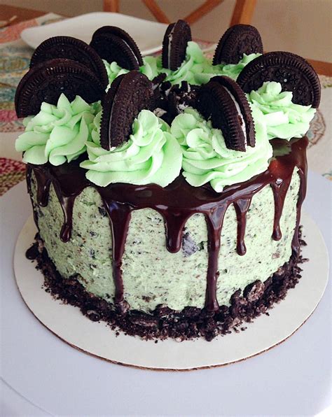 Homemade Mint Oreo Cake (With images) | Mint chocolate cake, Oreo cake ...