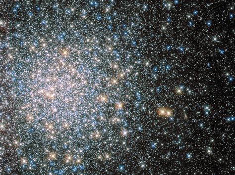 Hubble Views Globular Cluster Messier 5