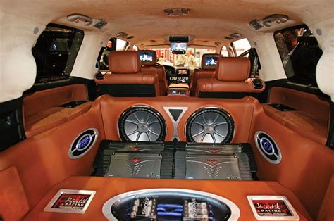 13 Awesome Car Audio Systems 12 - aff003