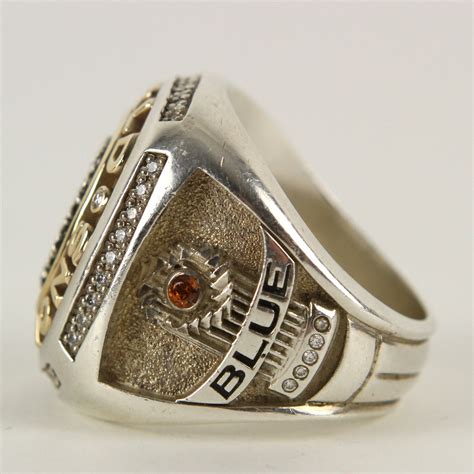 Lot Detail - 2010 Vida Blue San Francisco Giants World Series Ring