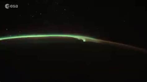 Astronaut shares incredible timelapse video of aurora australis taken ...