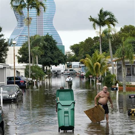 Hurricane Eta Floods Fort Lauderdale & Trashes Tampa | Steinger, Greene ...