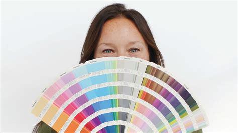 How To Add The Color of the Year In Your Home | Tempaper & Co.