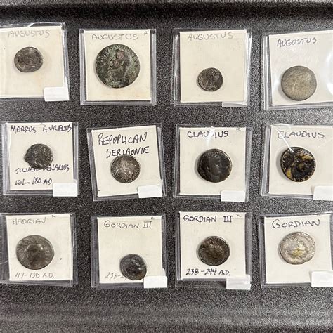 LOT 724 – ROMAN COINS