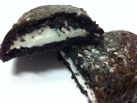 Quick Bite: McDonald's Oreo Cookies 'N' Cream Pie - So Good Blog | Oreo ...