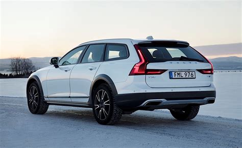 VOLVO V90 Cross Country Specs & Photos - 2016, 2017, 2018, 2019 - autoevolution