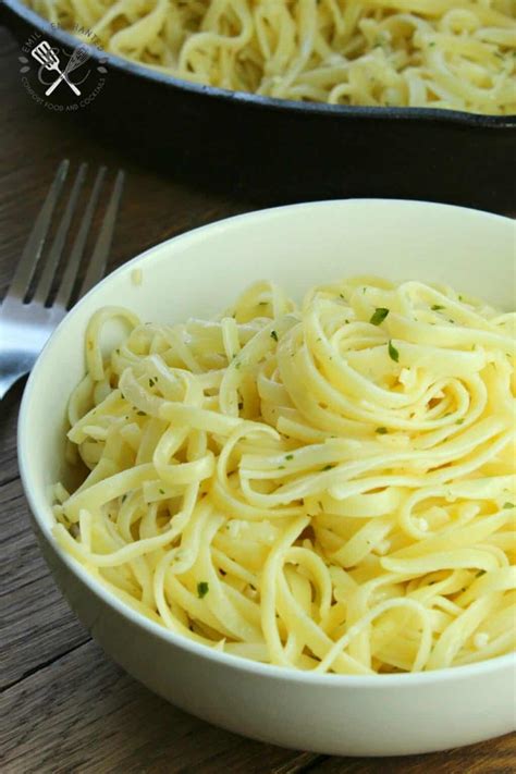 The Best Garlic Buttered Parmesan Noodles Recipe