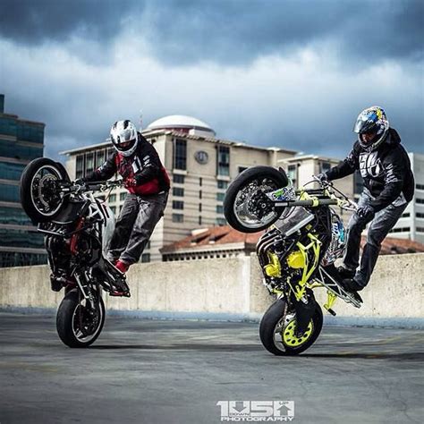 Stunt Bikes Red & Lime Green Bike Hacks, Stunt Bike, Bike Rider, Supermoto, Motorcycle Style ...