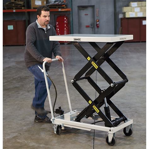 Roughneck Air/Hydraulic Lift Table Cart — 770-Lb. Capacity | Northern Tool