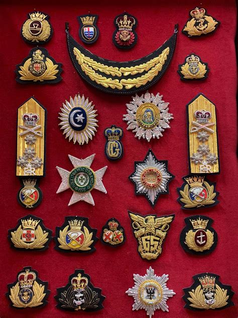 Royal Navy Uniform, British Army Uniform, Military Insignia, Military Police, Janissaries, Navy ...