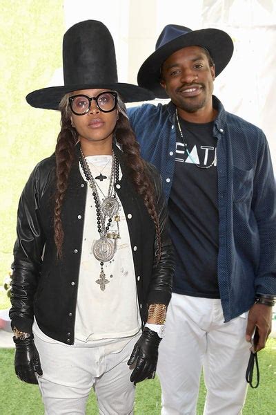 Erykah Badu and André 3000 Reunite On Mother's Day - Essence