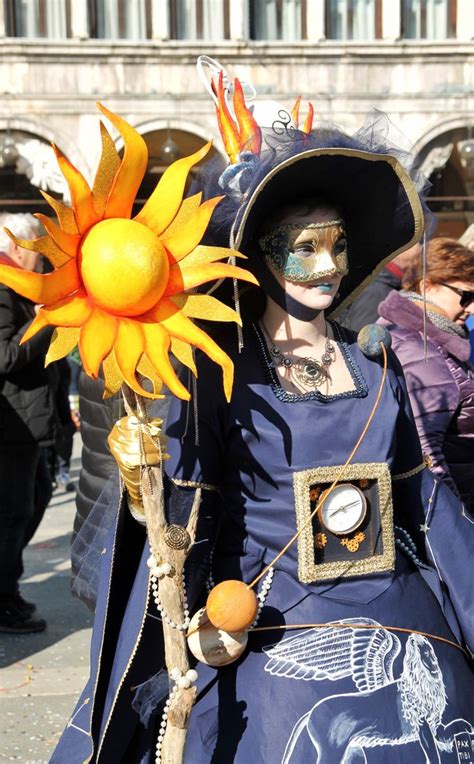 Venice Carnival 2023 costume | Carnival, Costumes, Costumes for women