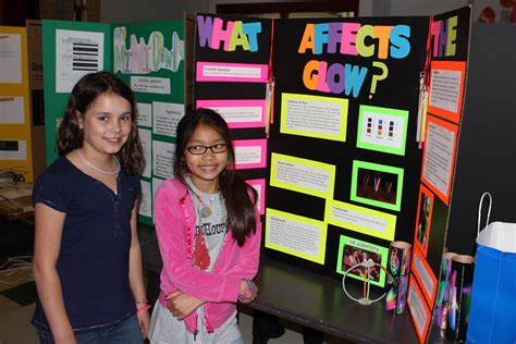 science fair: what puts the glow in glowsticks | Young scien… | Flickr
