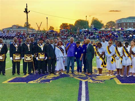 The Prince Hall Grand Lodge Of Alabama Presents A Scholarship Check To ...