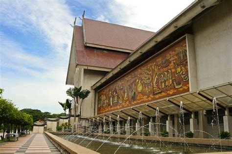 The National Museum is a museum located on Jalan Damansara in Kuala Lumpur, Malaysia. The museum ...