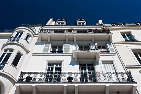 Photothèque Arnaud Frich | Façade d'un immeuble parisien - Photo Arnaud ...