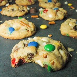 The BEST Santa's Trash Cookies are loaded with goodies! - Whisking Up Yum