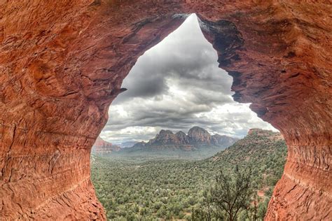 2 Best Secret Cave Hikes In Sedona | Inspire • Travel • Eat