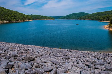 This Swimming Spot Has The Clearest, Most Pristine Water In Arkansas ...