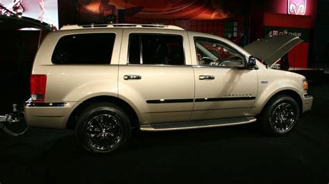 Dodge Unleashes Durango HEMI Hybrid