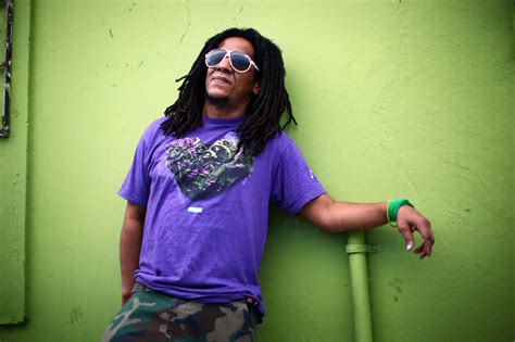 Puerto Rican Hip-Hop Icon Tego Calderon Mixes Prose And Politics : NPR