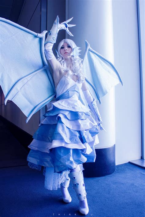 Blue Eyes White Dragon -- Yu-Gi-Oh! Duel Monsters by Azumii-Cosplay on ...