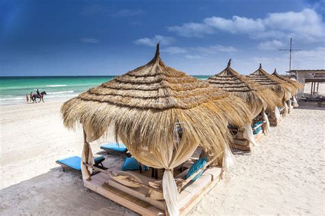 The 13 Best Holiday Destinations in Tunisia | FlyCoach.co.uk