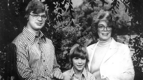 Jeffrey Dahmer's mother, Joyce Flint, remembered as woman of contrasts