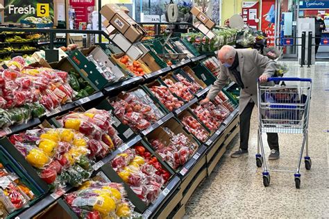 Gene-edited food: UK supermarkets are unenthusiastic about stocking ...