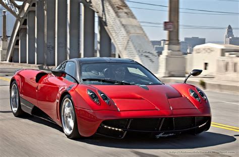 Automobile Trendz: Pagani Huayra 2013