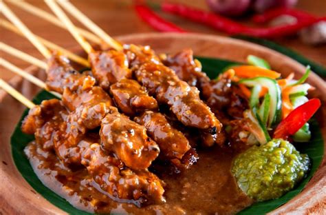 Sate Kambing Bumbu Kacang ala Hotel Indonesia Kempinski Jakarta - TIKTAK.ID