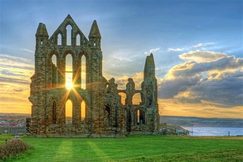 Ruins of Whitby Abbey Monastery. North Yorkshire, England | Istanbul