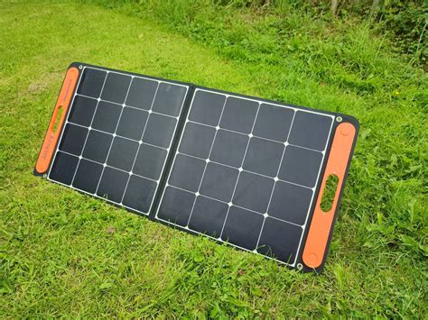 REVIEW: Jackery Solar Generator 240