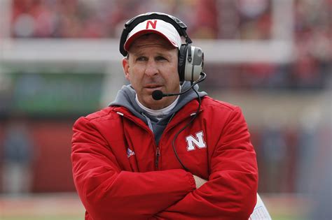 For college football coaches coming and going, it's all about location - Chicago Tribune