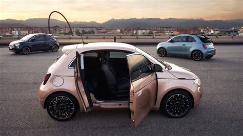 Fiat To Launch Electric 500e In America In 2024, Brings 3 One-Off ...