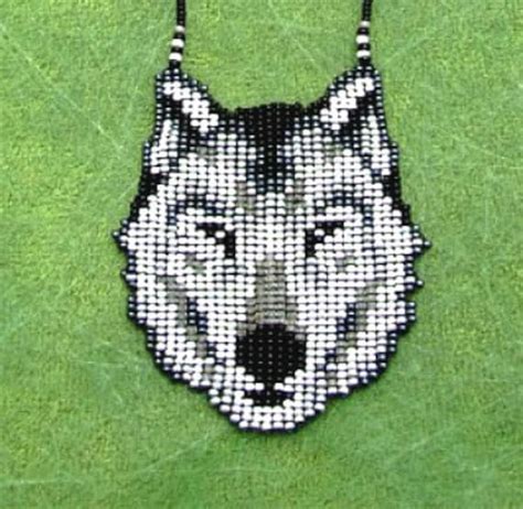 Items similar to Native American Wolf, Seed Beaded Wolf Necklace ...