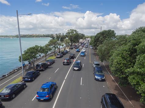 Why is Auckland’s Traffic So Bad? – Aucklife