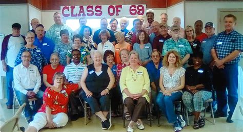 Cleveland High School Class of ’69 holds 50-year reunion | Bluebonnet News