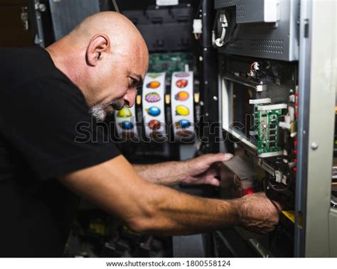 915 Slot Machine Repair Images, Stock Photos, 3D objects, & Vectors | Shutterstock