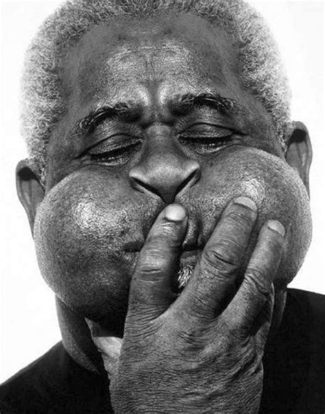 20 Photos Showing The Amazing Stretched Cheeks Of Legendary Jazz Player ...