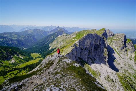 8 Best Hikes in Garmisch-Partenkirchen, Bavarian Alps