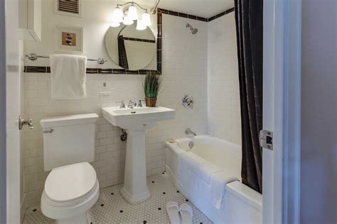 Maximize Your Small Bathroom: 10 Space-Saving 5x8 Bathroom Layout Ideas