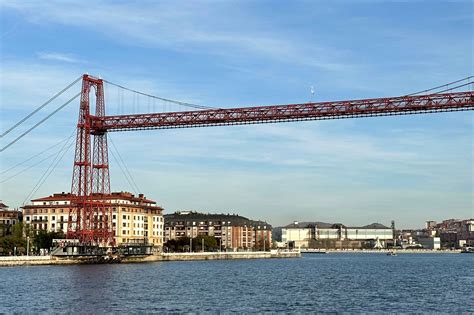 Travel to Bilbao: 5 Attractions, Food and Activities!