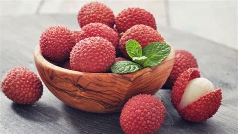 9 Amazing Lychee Benefits: From Better Digestion to Weight Loss - NDTV Food