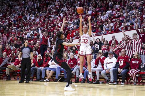 Indiana Women's Basketball Moves Up Two Spots in Week 13 Associated ...