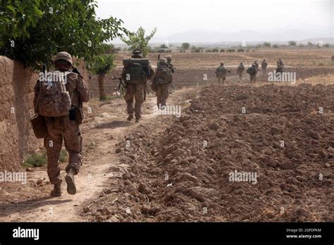 2nd battalion, 5th marines hi-res stock photography and images - Alamy