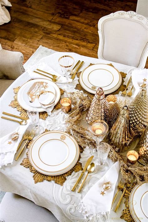 Elegant Gold Christmas Table Scape - Randi Garrett Design | Tabelle di ...