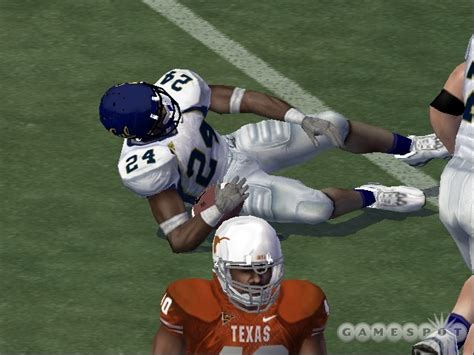 NCAA Football 06 Review - GameSpot